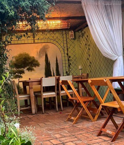 Casa Vecchia Restaurante Bistrô - Bariri